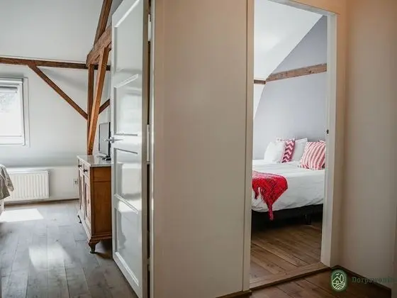 Vibrant Farmhouse near Forest in Heeze-Leende - Oda