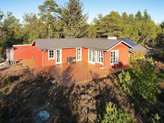 Vibrant Holiday Home in Ålbæk With Terrace