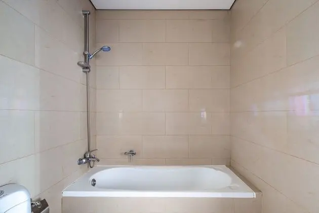 Vibrant & Ultramodern 1BR Apartment - Dubai Marina - İç Mekan