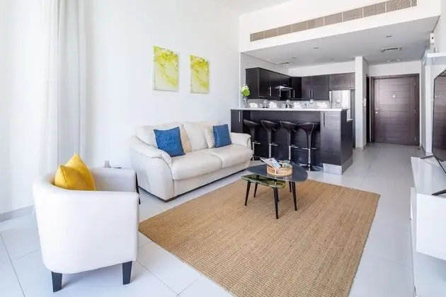 Vibrant & Ultramodern 1BR Apartment - Dubai Marina - İç Mekan