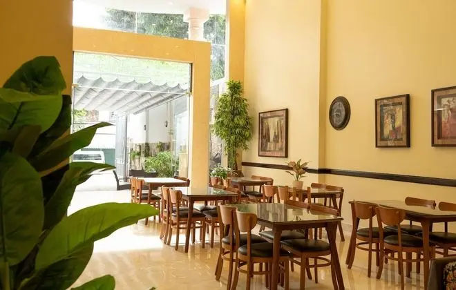 Vic House Hotel - Lobi