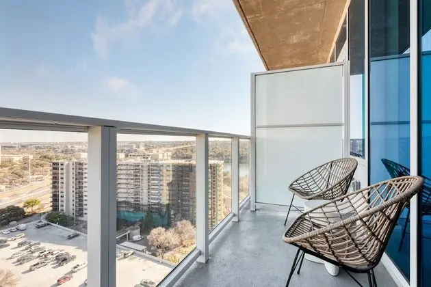 Vice by Avantstay Brand New Condo Room in Austin w/ Amazing Amenities!