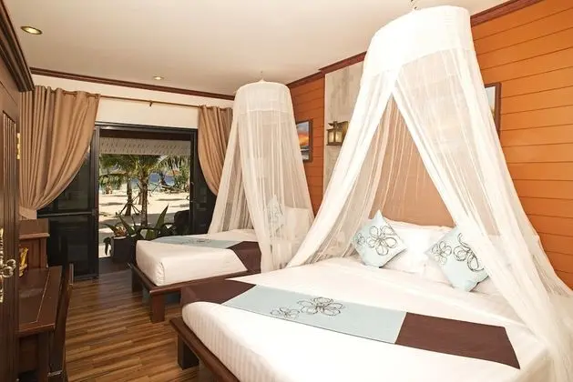 Victoria Cliff Nyaung Oo Phee Island - Oda