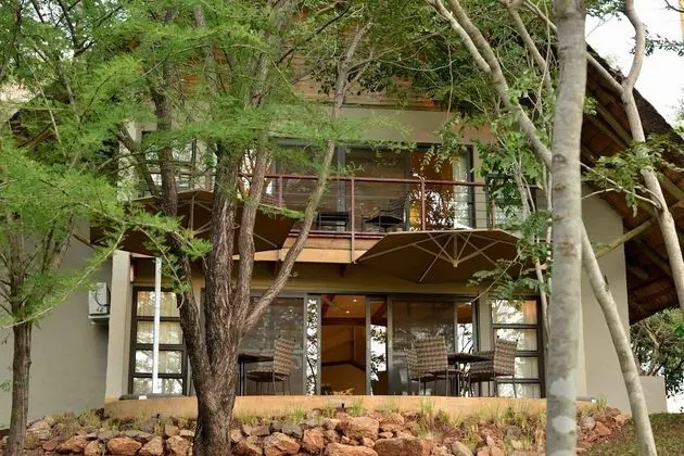 Victoria Falls Safari Suites - Oda