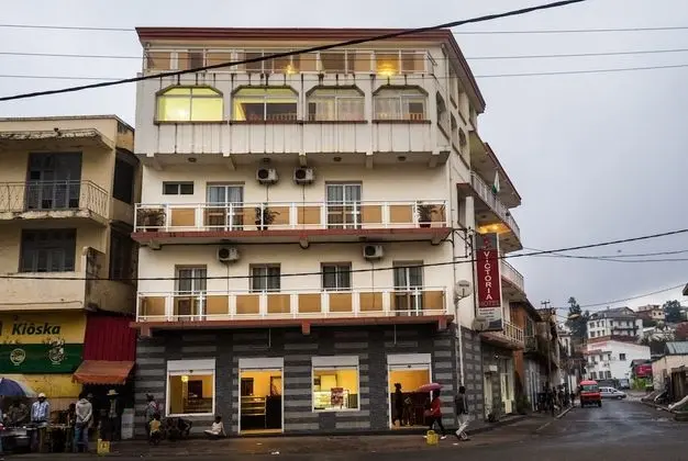 Victoria Hotel