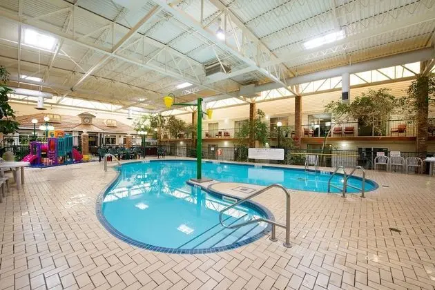 Victoria Inn Hotel & Convention Centre Brandon - Havuz