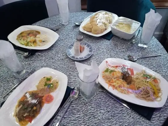Victoria Inn Hotel & Suites - Yerinde Yemek
