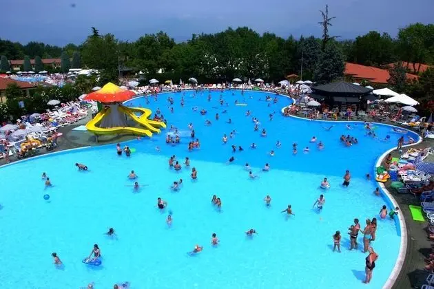 Victoria Mobilehome Bella Italia - Havuz
