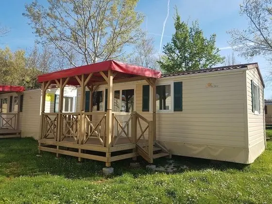 Victoria Mobilehome Bi Village