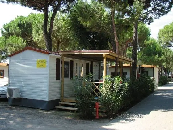 Victoria Mobilehome Camping Village Cavallino - Dış Mekan