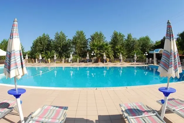 Victoria Mobilehome Stella del Sud Camping Villaggio - Havuz
