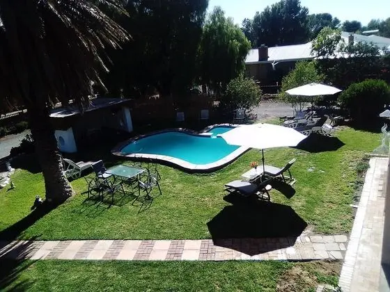 Victoria Oaks Guest House - 1
