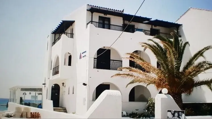 Victoria Hotel