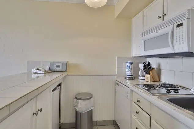 Victorian 6208- Bc's Beach Condo - Mutfak