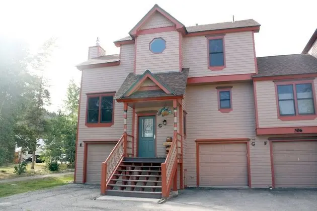 Victorian Gables G