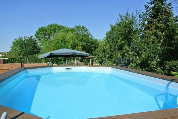 Viella Vacances Chambres d'hôtes - Havuz