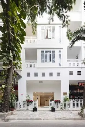Vien Dong Hotel 7 Phu My Hung