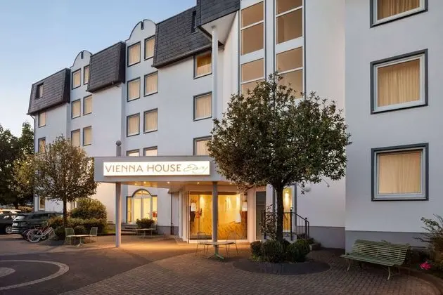 Vienna House Easy Limburg - Dış Mekan