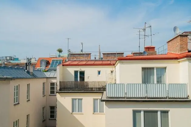 Vienna Residence Stylish apartment with terrace and air conditioning near the Vienna opera and Karlsplatz