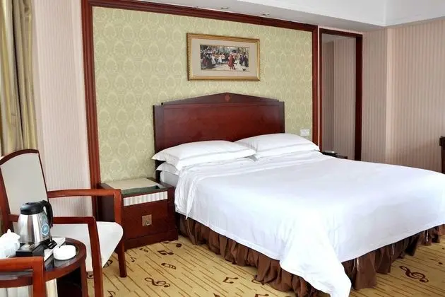 Vienna Hotel (San Yan Li Guangzhou) - Oda