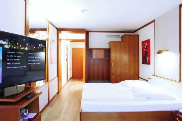 Vienna Sporthotel - Genel