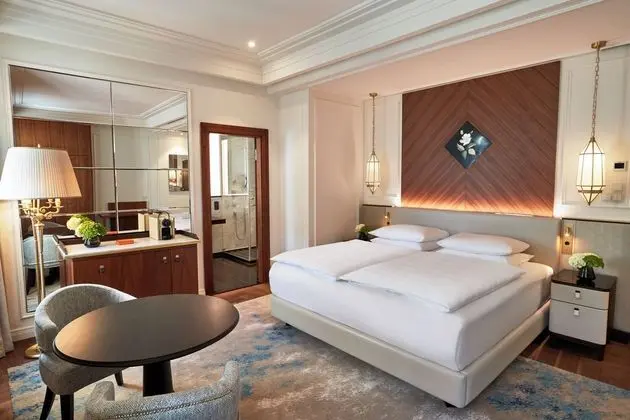 Vier Jahreszeiten Kempinski Munchen - Genel