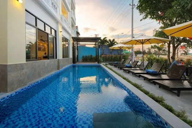 Viet Long Hoi An Beach Hotel - Havuz