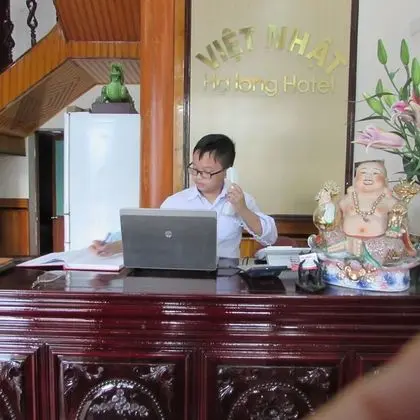 Viet Nhat Halong Hotel - Lobi