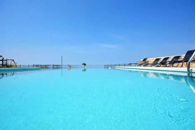View 4 You Apartments - Havuz