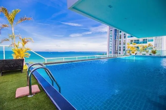 The View Cosy Beach by PSR ASIA