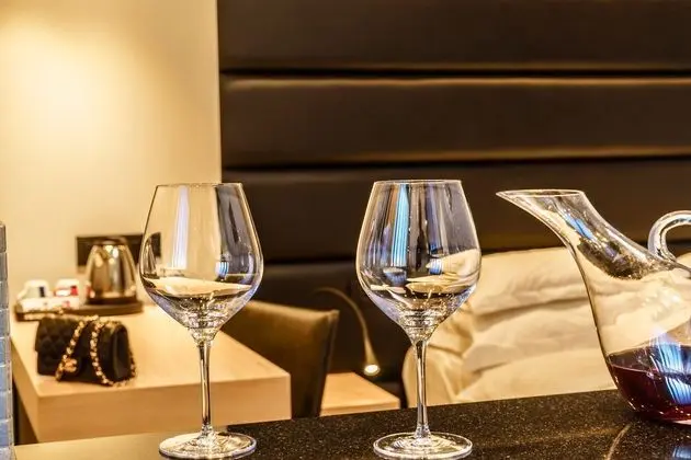 THE VIEW LUXURY ROOMS