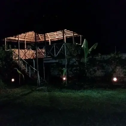 View Mountain House - Backpackers - Yerinde Yemek
