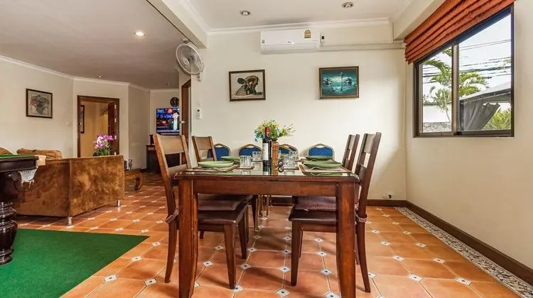 Viewbor Villa - Pattaya Holiday House Walking Street - Yerinde Yemek