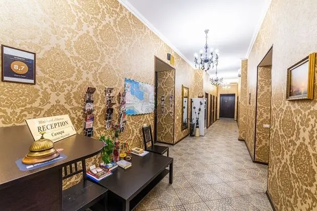 Vikena Mini Hotel - Lobi