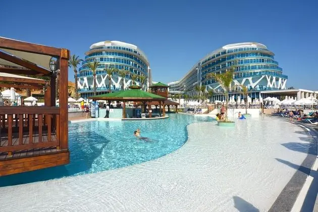 Vikingen Infinity Resort & Spa - Havuz