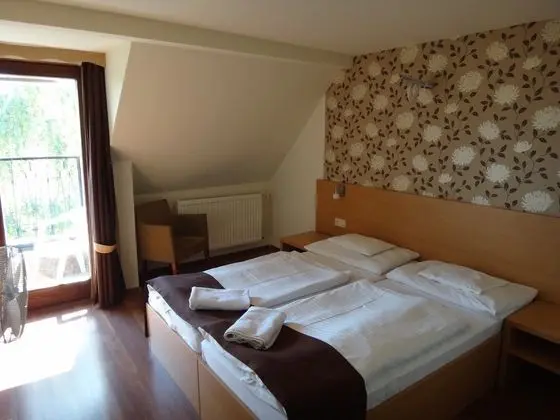 Hotel Viktória Vendégház - Oda