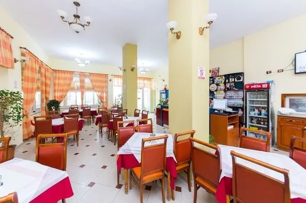 Hotel Vila Misiri - Yerinde Yemek