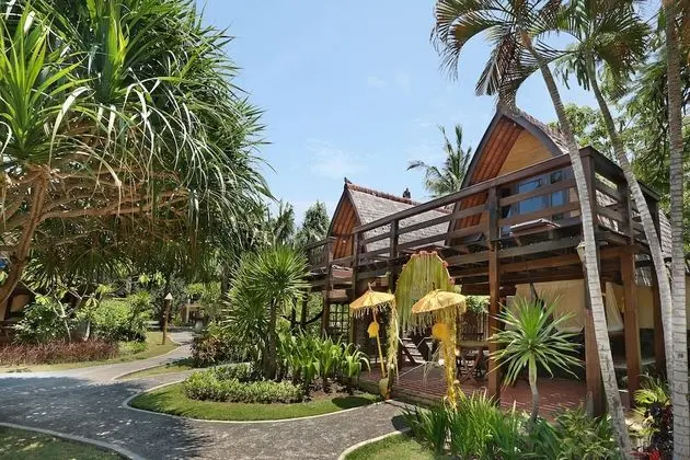 Vila Ombak Hotel