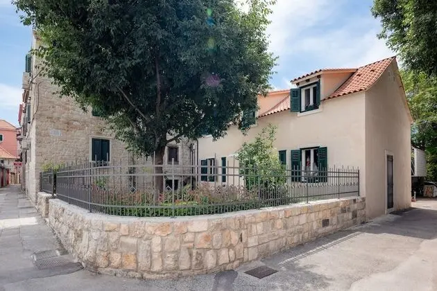 Vila Ora