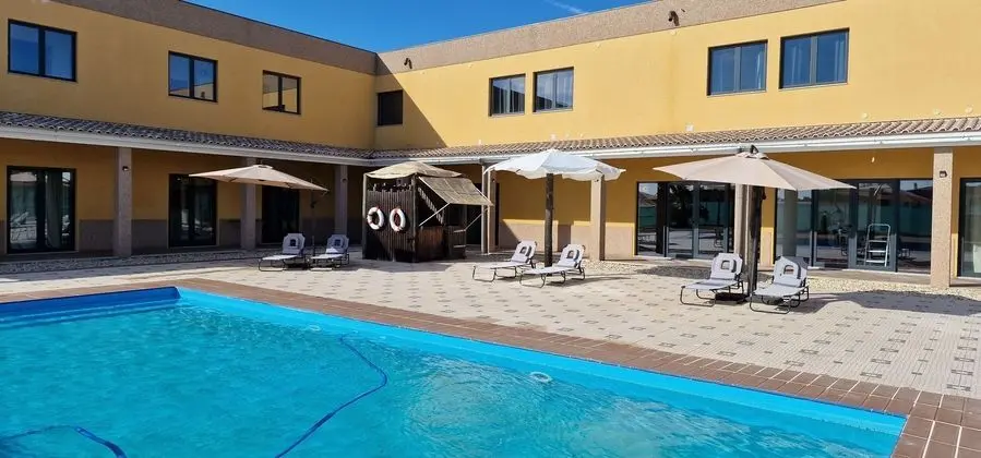 Hotel Vila Raia - Havuz