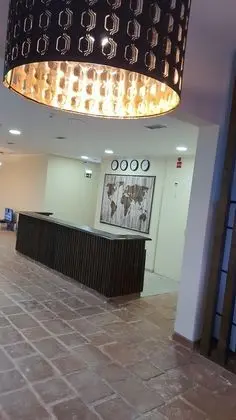 Hotel Vila Raia - Lobi