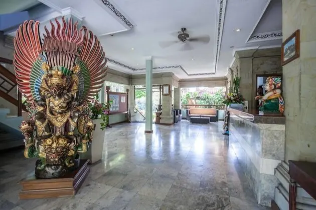Vila Shanti Beach Hotel - Lobi