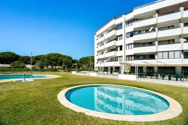 Vilamoura Sunny Apartment - Havuz
