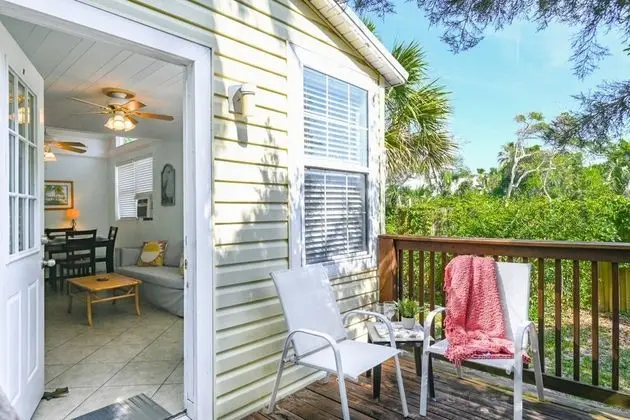 Vilano Cottage Unit B