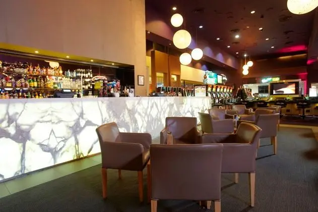 The Ville Resort Casino - Bar