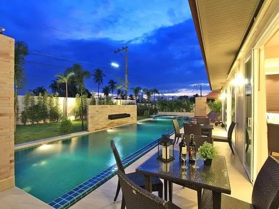 The Ville Jomtien Pool Villa