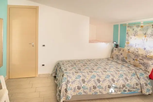 Villetta Noto Marina Swami