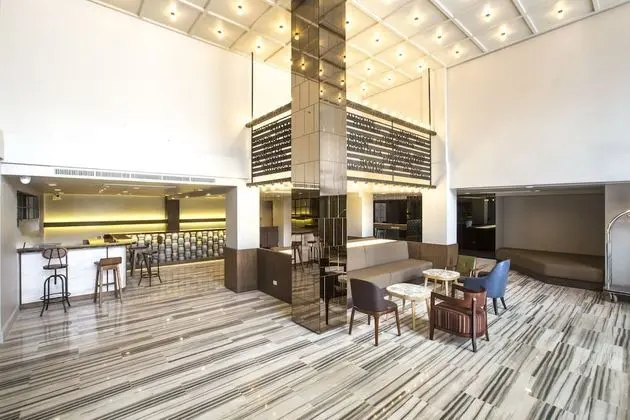 Vince Hotel Pratunam - Lobi
