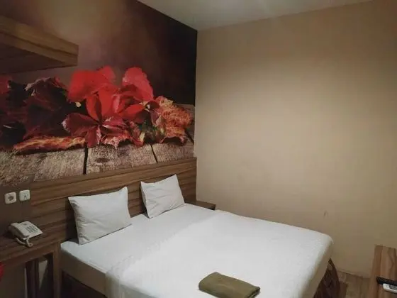 Hotel Vindhika Pengayoman - Oda
