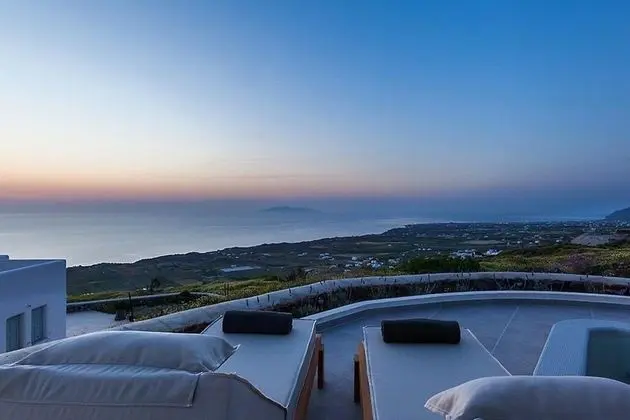 Villa Vinea Santorini 3 Bedroom Villa